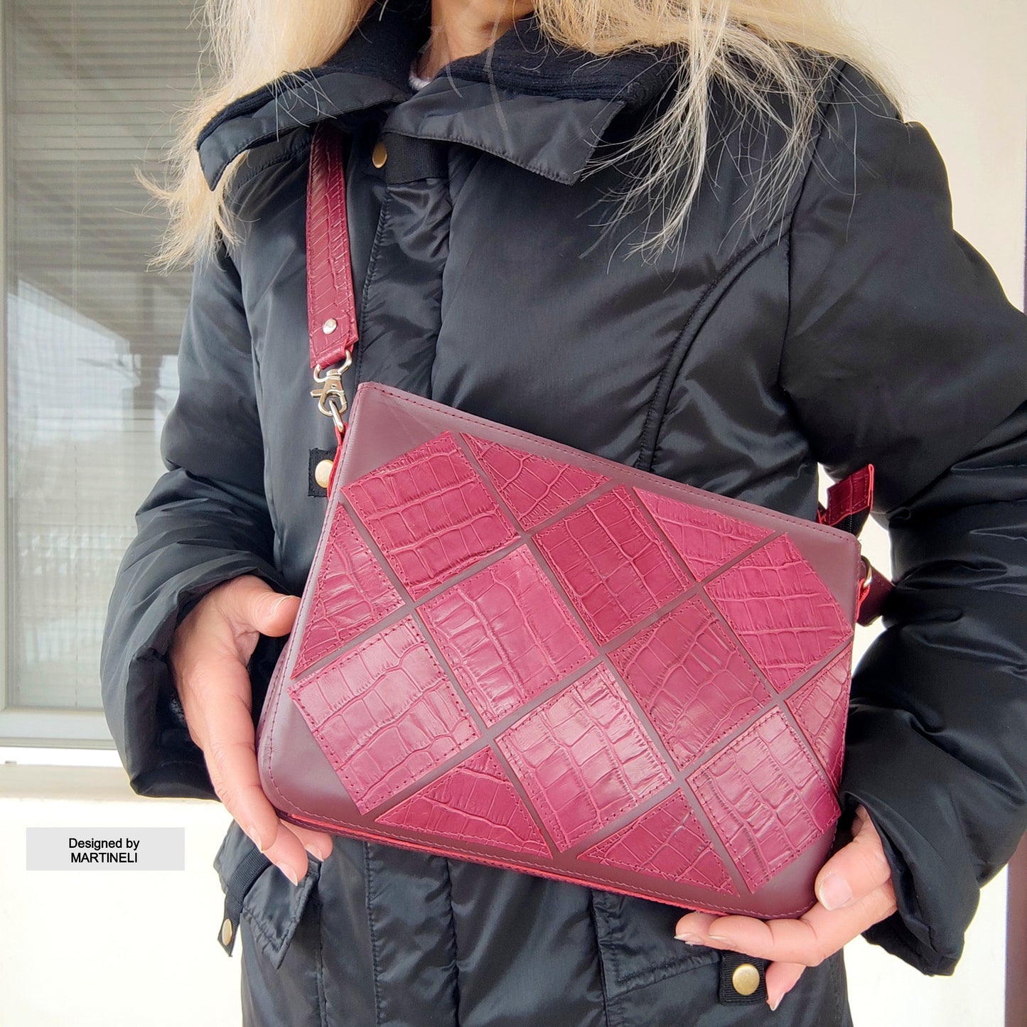 Red Leather Shoulder Bag Luxury Elegant Crocodile Print bag