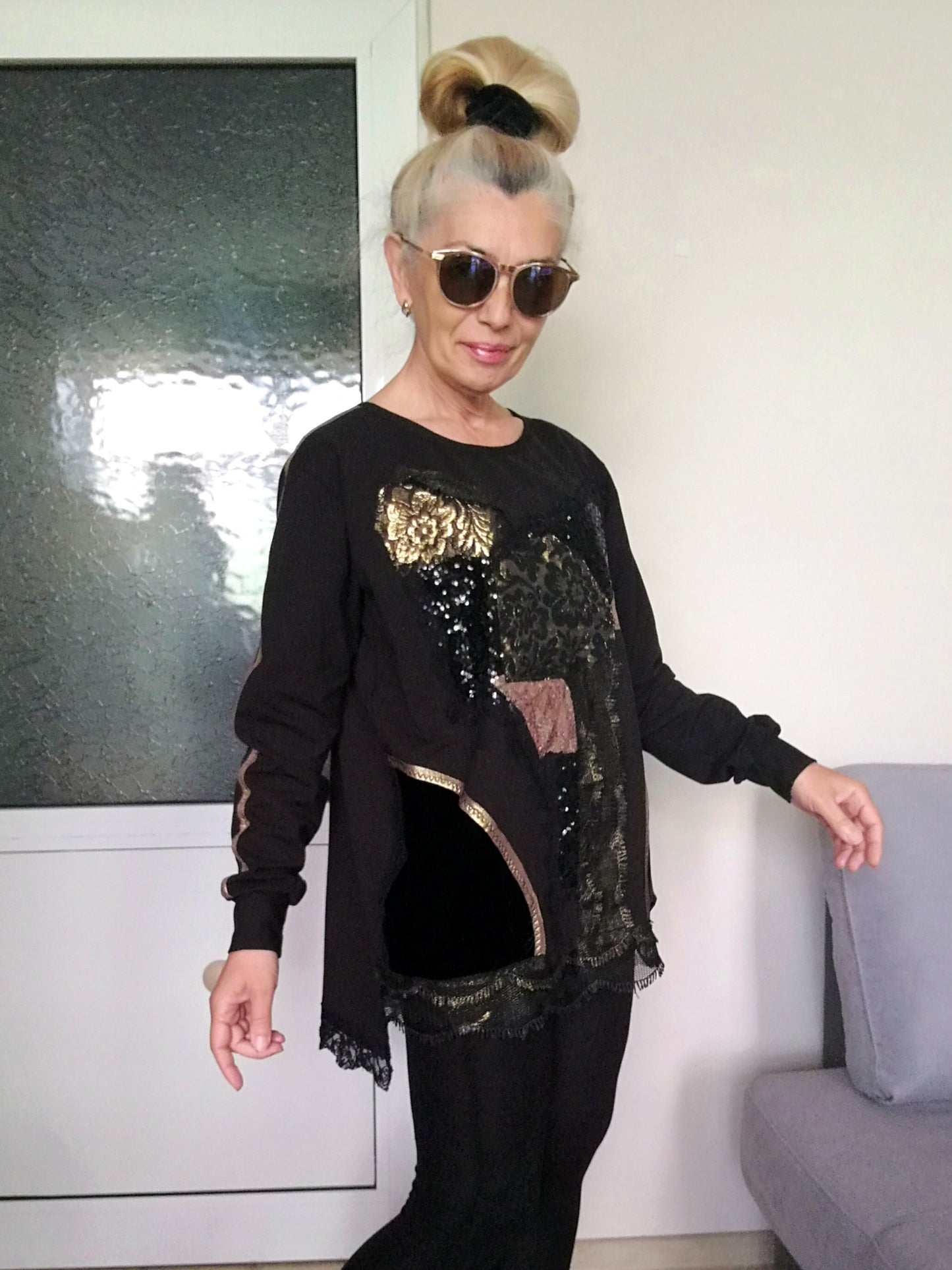 Black Embroidered Sweatshirt For Women XL Boho Casual Top