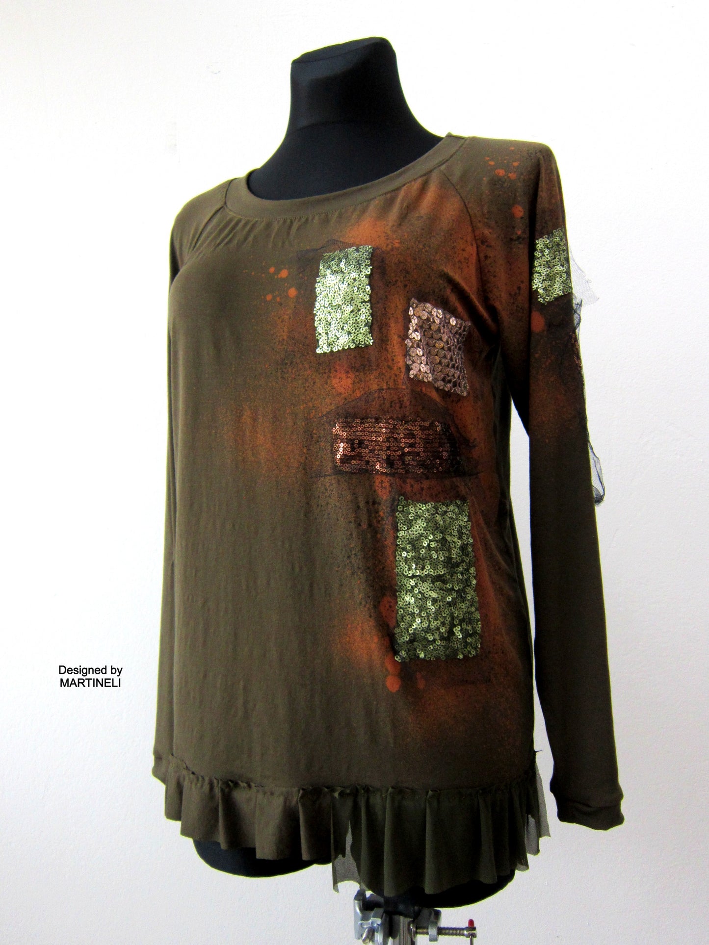 Khaki Green Embroidered Top,M Casual Woman Top