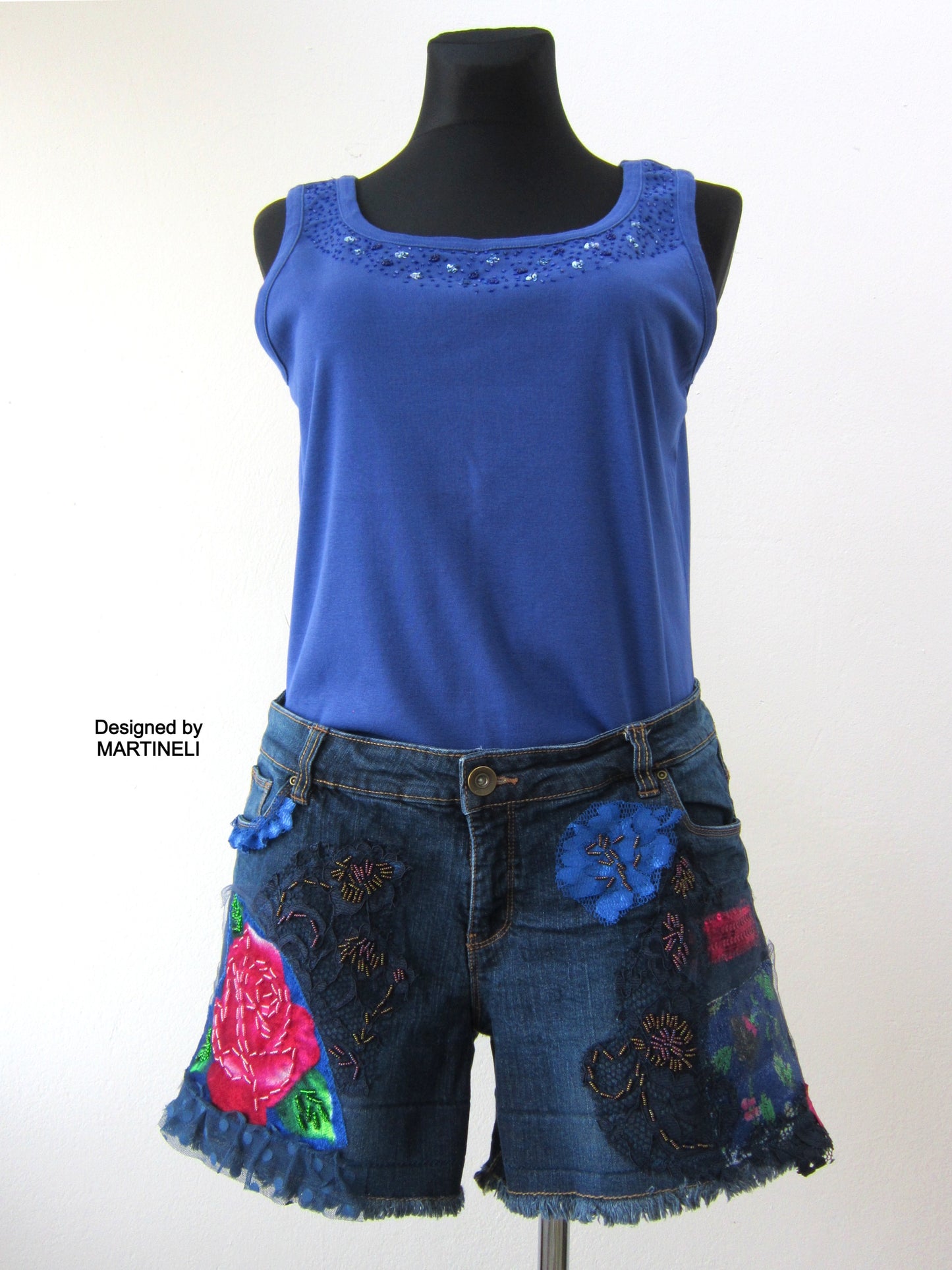 Embroidered Denim Shorts M/L Boho Style Denim Pants