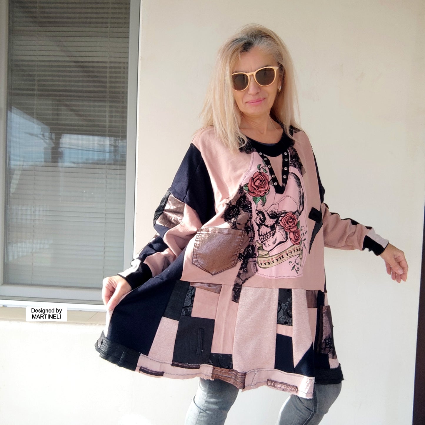 Plus Size Pink Skull Sweatshirt Dress,3X/4X Maxi Gothic Dress