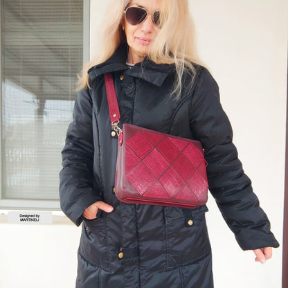 Red Leather Shoulder Bag Luxury Elegant Crocodile Print bag