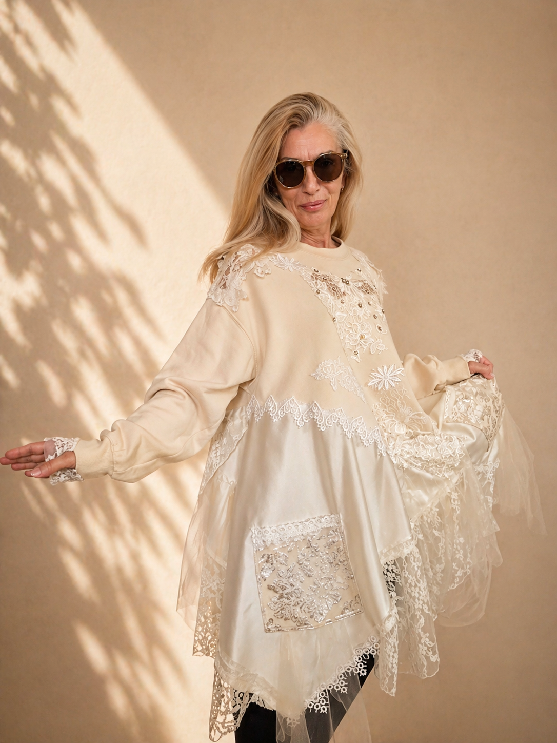 Plus Size Beige Sweatshirt Dress,3XL Loose Floral Satin Dress