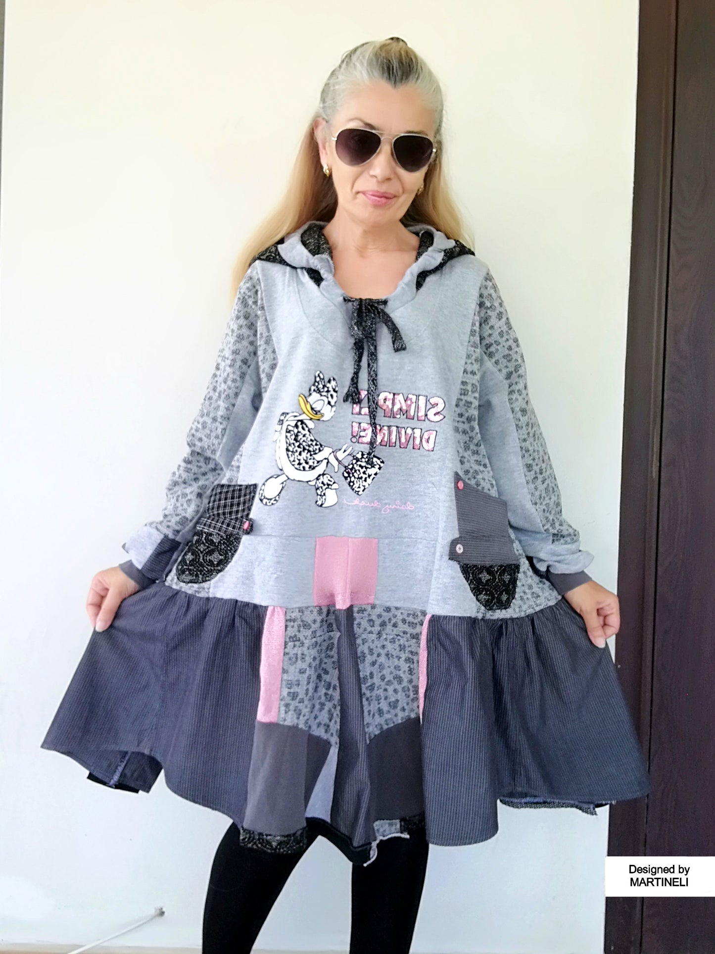 Plus Size Gray Hooded Dress,3X Daisy Duck Sweatshirt Dress