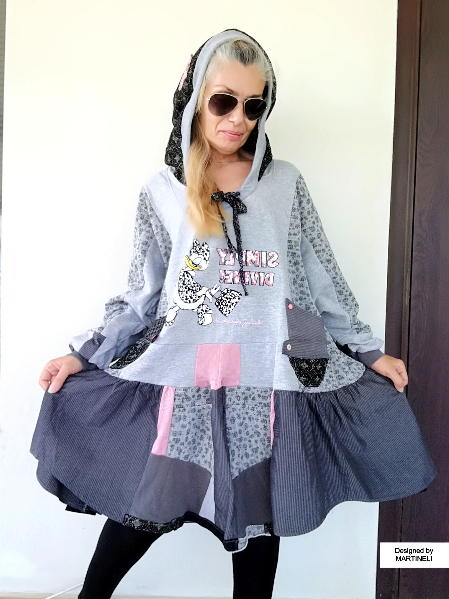 Plus Size Gray Hooded Dress,3X Daisy Duck Sweatshirt Dress
