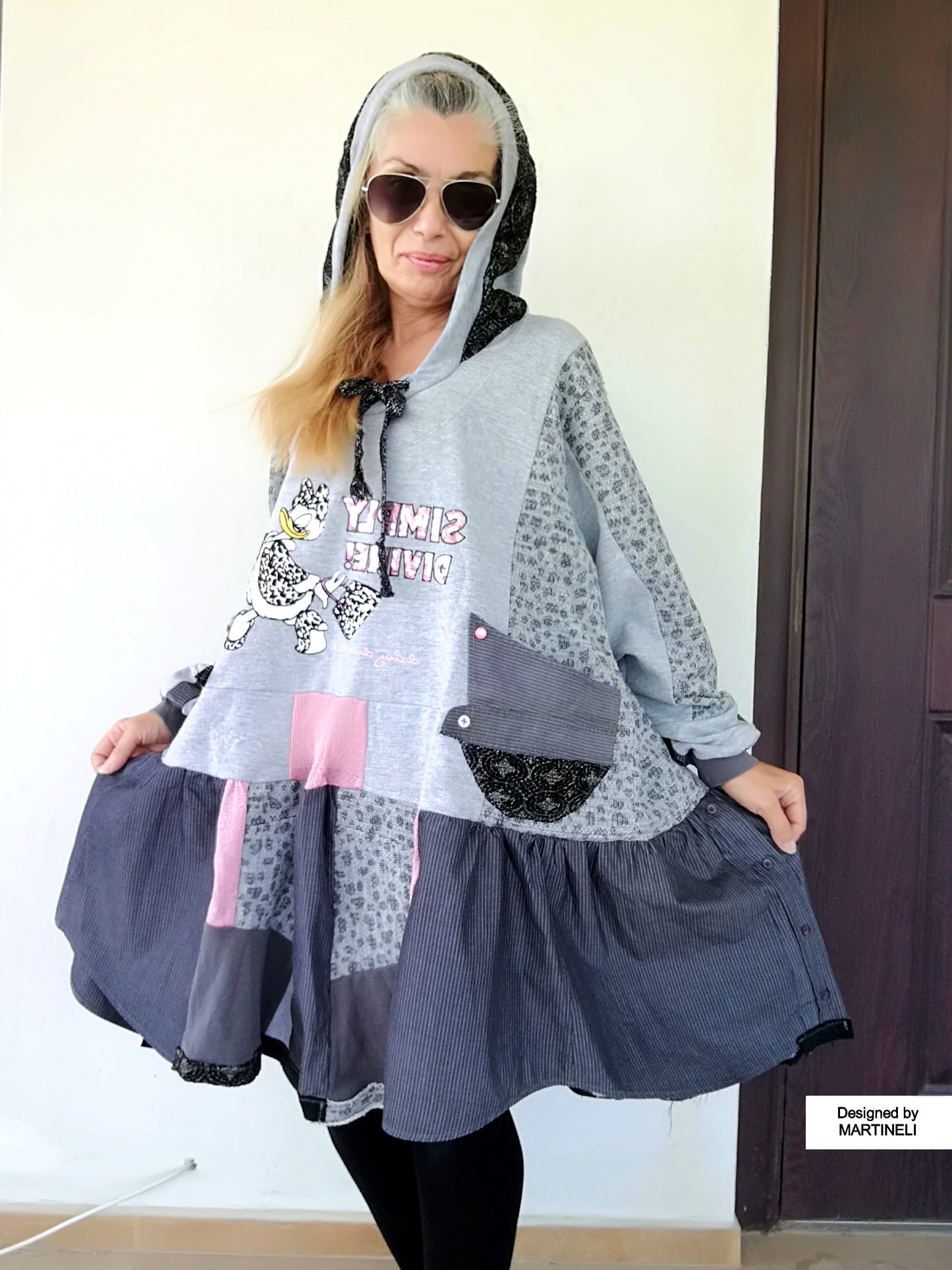 Plus Size Gray Hooded Dress,3X Daisy Duck Sweatshirt Dress